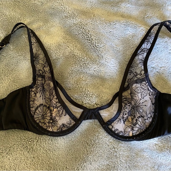 Victoria's Secret Other - Victoria secret lingerie bra